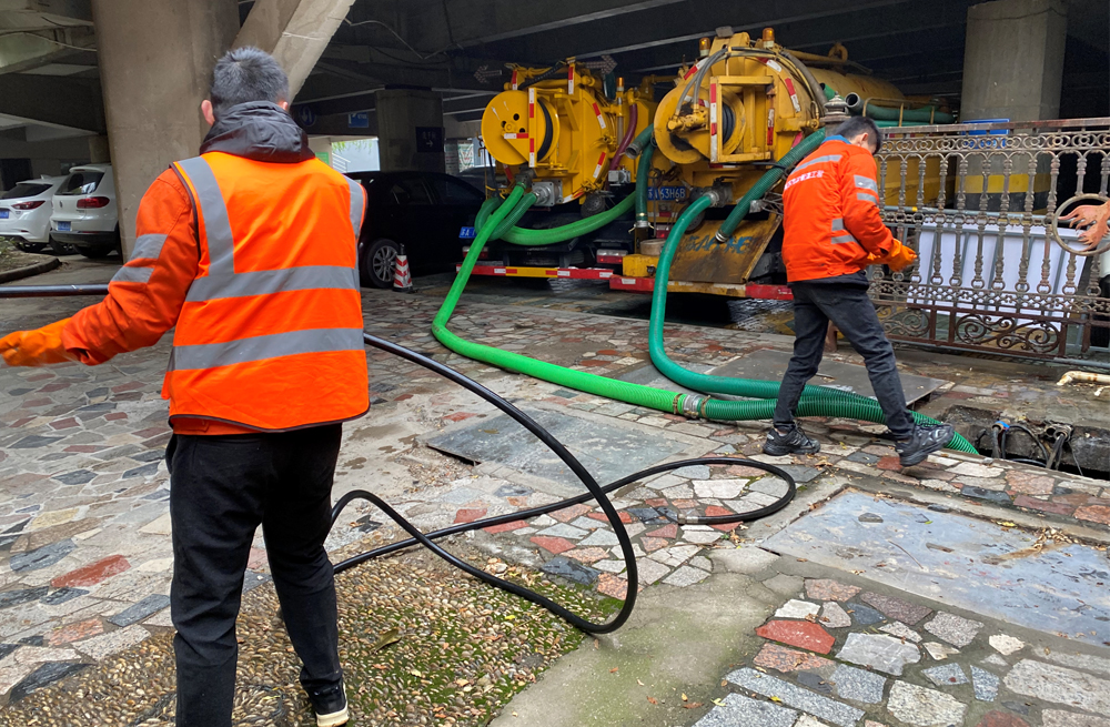 270镇江某商场污水清理