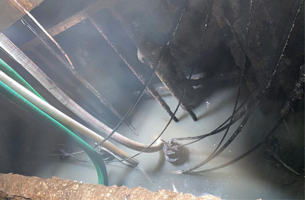 272镇江商城污水池清运